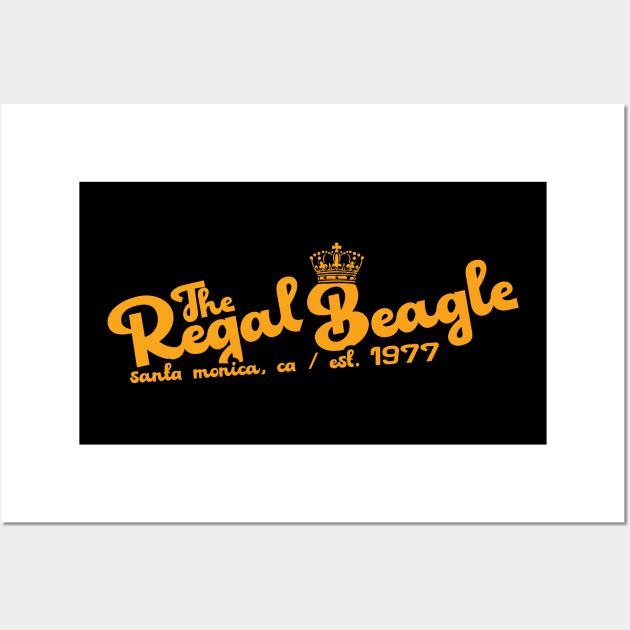 Regal Beagle Lounge 1977 Wall Art by Trendsdk